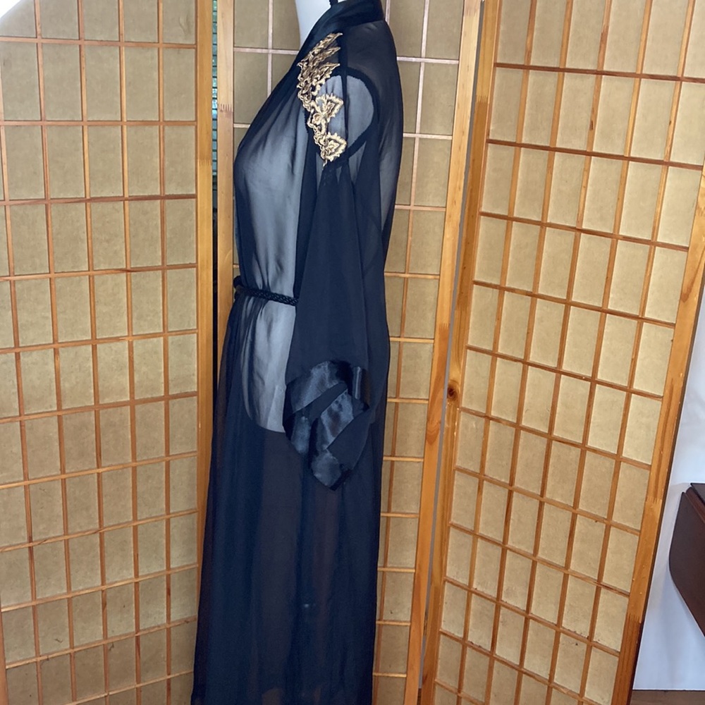 Secret Treasures Robe Black Sheer Robe - Picture 4 of 11